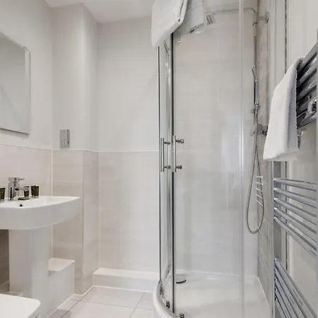 Stylish Flat In Converted Mill *